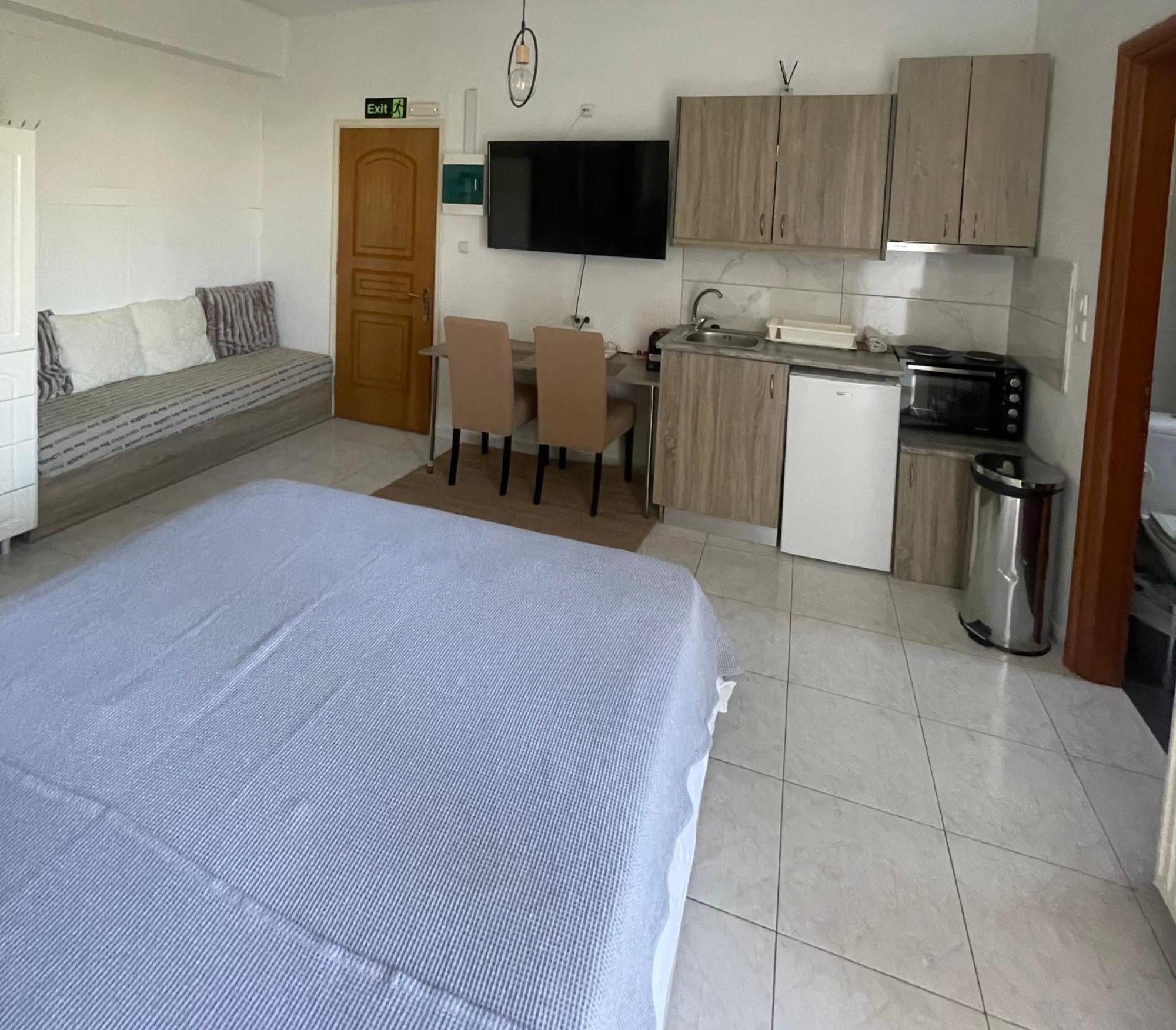 Greece Apartments Now Pátra Kültér fotó